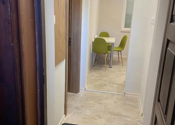 Apartment Seven Hills With Optional Parking *