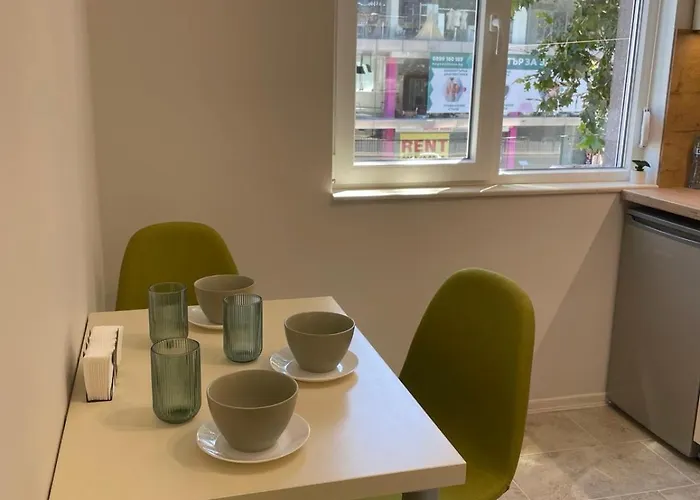 Seven Hills With Optional Parking 普罗夫迪夫