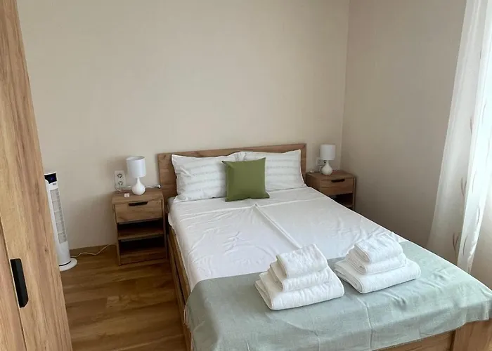 Seven Hills With Optional Parking * 普罗夫迪夫